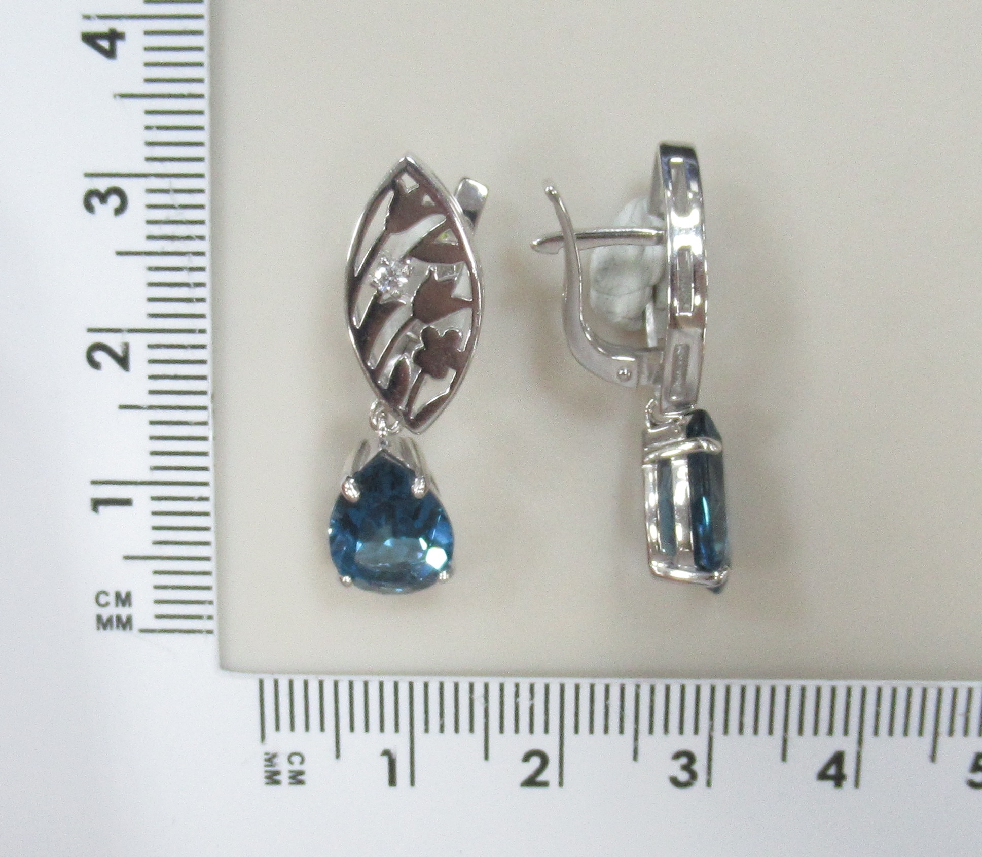 10512-000761 Серьги (Au 585)